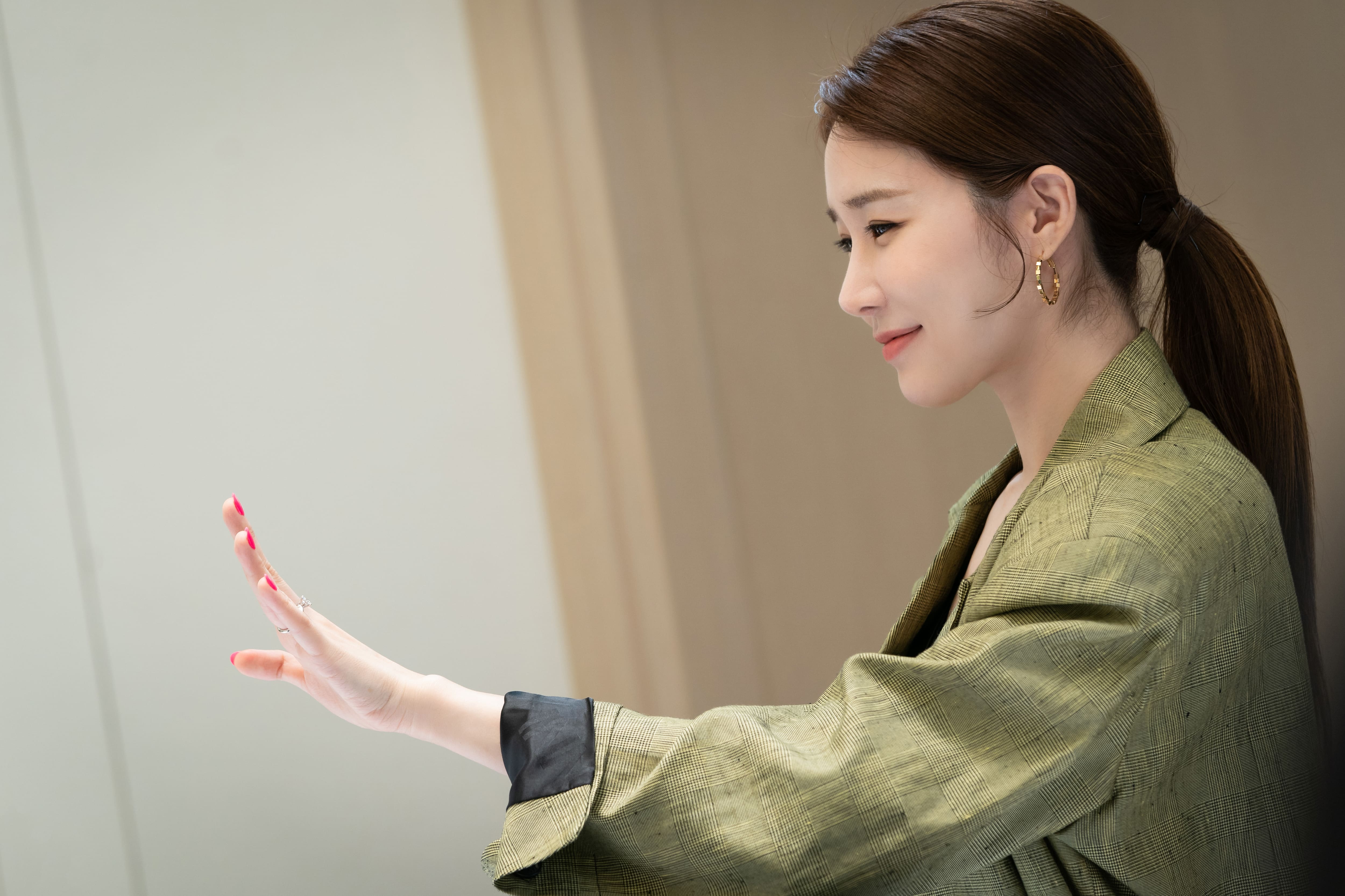 Yoo In-na Reveals What Her Ideal Romantic Date Is Like